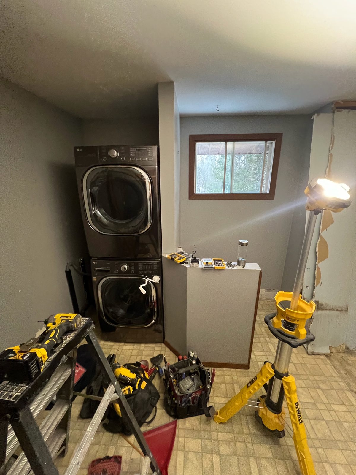 Laundry corner before renovation